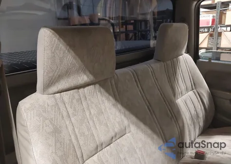 2001 Toyota Tacoma из США, поврежденный, VIN 5TENL42N91Z811519